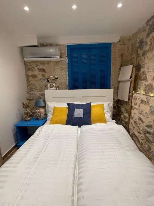 Stone Inn Near Acropolis & Metro 石头记 Felsenhohle Atenas Exterior foto