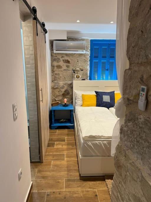 Stone Inn Near Acropolis & Metro 石头记 Felsenhohle Atenas Exterior foto
