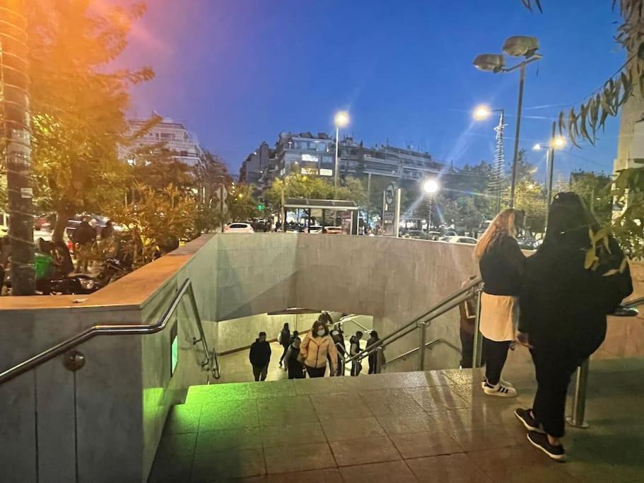 Stone Inn Near Acropolis & Metro 石头记 Felsenhohle Atenas Exterior foto